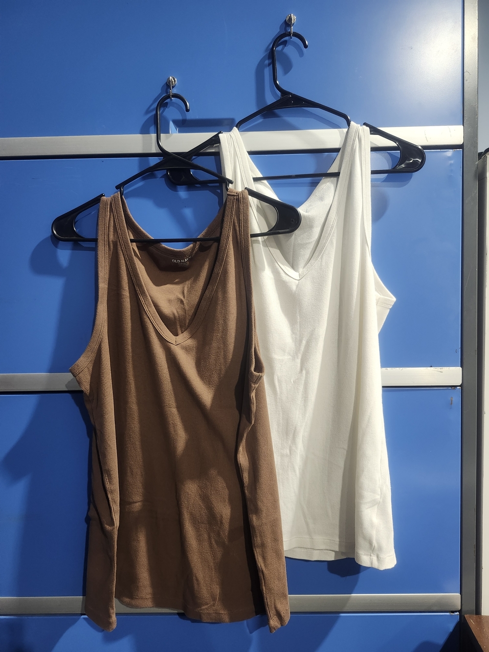 Old Navy Women’s V-Neck Tank Top - Brown & White XXL TALL